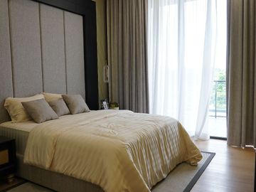 Garden residence At Emeralda Golf Cimanggis