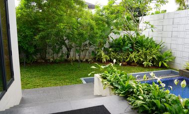 Garden residence At Emeralda Golf Cimanggis