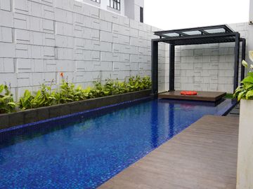 Garden residence At Emeralda Golf Cimanggis