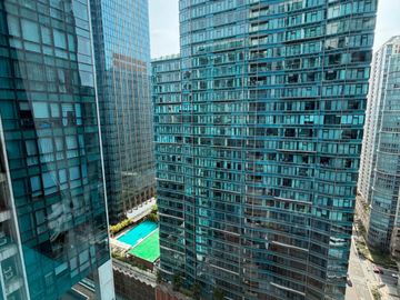 ONE UPTOWN RESIDENCE: 1BR for SALE, 55.5 sqm, Fully furnished, 1 parking, P16.9M