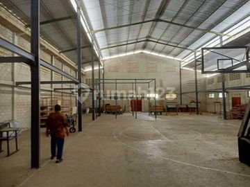 Dijual Gudang Zona Industri Lokasi Strategis Grogol, Sukoharjo Luas 9500m2