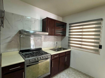 CASA EN VENTA EN PRIVADA MONTELIMAR, CUAUTITLAN IZCALLI, EATDO DE MEXICO.