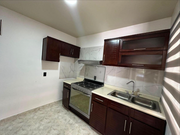 CASA EN VENTA EN PRIVADA MONTELIMAR, CUAUTITLAN IZCALLI, EATDO DE MEXICO.
