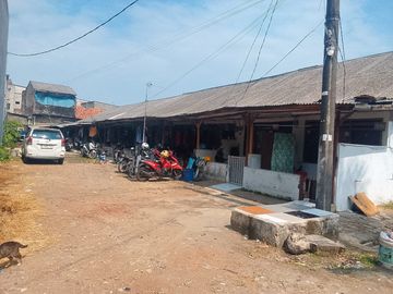 Dijual Rumah di H seman Ciracas