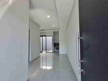 DIJUAL,RUMAH BARU,MODERN MINIMALIS, AREA KLAMPIS