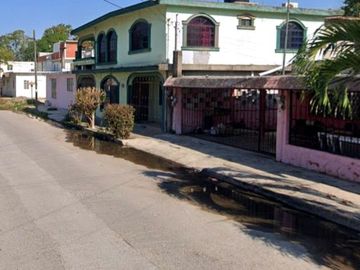 Bonita casa en Ciudad Madero, Tamaulipas.
