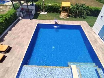 VENDO O PERMUTO POR MUCHO MENOS VALOR HERMOSA CASA CAMPESTRE EN CONDOMINIO DE 6 HABITACIONES