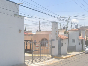 CASA EN VENTA EN CERRITO COLORADO COMEVI, SANTA ANA, QUERETARO.