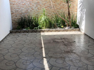 CASA EN VENTA EN CERRITO COLORADO COMEVI, SANTA ANA, QUERETARO.