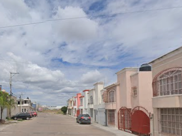 VENTA DE CASA EN VILLAS DE PLATEROS EN FRESNILLO, ZACATECAS !