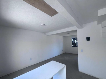 CASA EN VENTA EN CONDOMINIO JUVENTINO ROSAS, PROL. BERNARDO QUINTANA 3600, LA LOMA, SANTIAGO DE QUERÉTARO, QRO.
