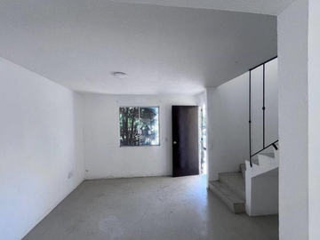 CASA EN VENTA EN CONDOMINIO JUVENTINO ROSAS, PROL. BERNARDO QUINTANA 3600, LA LOMA, SANTIAGO DE QUERÉTARO, QRO.