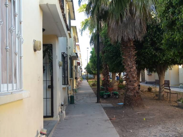 CASA EN VENTA EN CONDOMINIO JUVENTINO ROSAS, PROL. BERNARDO QUINTANA 3600, LA LOMA, SANTIAGO DE QUERÉTARO, QRO.