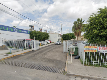 CASA EN VENTA EN CONDOMINIO JUVENTINO ROSAS, PROL. BERNARDO QUINTANA 3600, LA LOMA, SANTIAGO DE QUERÉTARO, QRO.