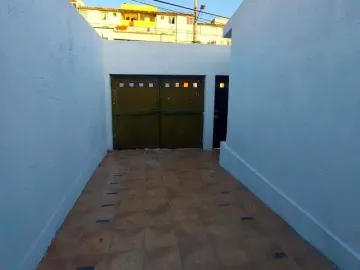 CASA EN VENTA EN JARDINES DE VILLAS DE SANTIAGO, QUERETARO.
