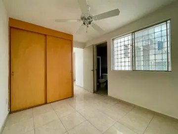 CASA EN VENTA EN JARDINES DE VILLAS DE SANTIAGO, QUERETARO.