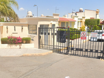 CASA EN VENTA EN FRACC. PASEO DE LA PIRAMIDE DEL PUEBLITO, SANTIAGO DE QUERETARO, QUERETARO.
