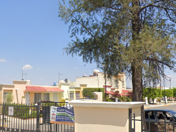 CASA EN VENTA EN FRACC. PASEO DE LA PIRAMIDE DEL PUEBLITO, SANTIAGO DE QUERETARO, QUERETARO.
