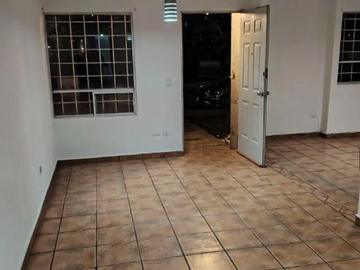 CASA EN VENTA EN FRACC. PASEO DE LA PIRAMIDE DEL PUEBLITO, SANTIAGO DE QUERETARO, QUERETARO.