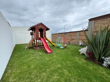 CASA EN VENTA BOSQUE DE LAS FUENTES, MODELO CIBELES