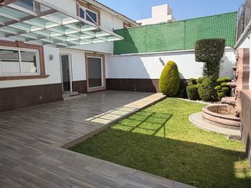 RESIDENCIA EN VENTA ZONA LA PROVIDENCIA