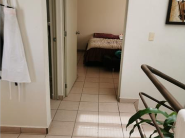 CASA EN VENTA EN JARDINES DE VILLAS DE QUERETARO, QUERETARO.