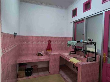 Disewakan Rumah Semi Furnish di Kemang Pratama 2 Bekasi