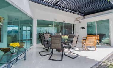 Casa en Venta, Cerro El Macho, Privada Juriquilla. Querétaro