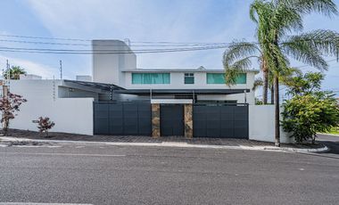 Casa en Venta, Cerro El Macho, Privada Juriquilla. Querétaro