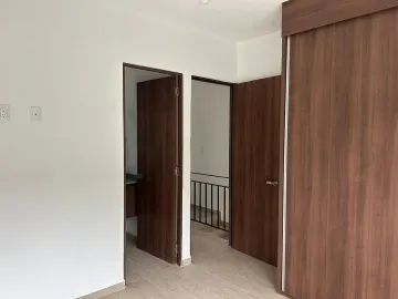 Hermosa Casa Nueva en Lago Esmeralda con Increíbles Vistas