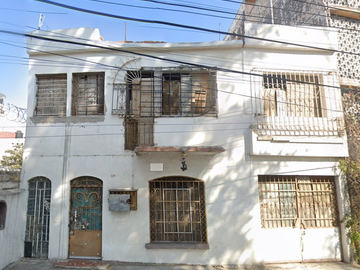 CASA EN VENTA SOBRE AVENIDA PRINCIPAL EN EL SIFON IZTAPALAPA DE REMATE