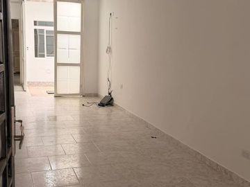 AMPLIA CASA EN CONJUNTO CERRADO,CON PLANCHA PARA SEGUNDO PISO!!!