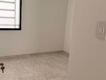 AMPLIA CASA EN CONJUNTO CERRADO,CON PLANCHA PARA SEGUNDO PISO!!!