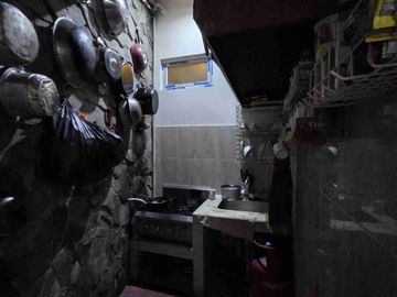Dijual Rumah Tinggal + Kost Aktif dengan Passive Income di Slipi, Palmerah Jakarta Barat