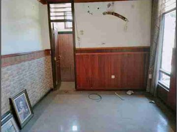 Dijual via lelang Rumah jl. Jemur Andayani  VII no.17,kel. Jemur Wonosari, kec. Wonocolo SURABAYA,
