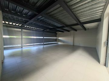 NAVE INDUSTRIAL NUEVA EN RENTA SOBRE MALECÓN DEL RÍO EN LEÓN GTO - CON LOCAL COMERCIAL