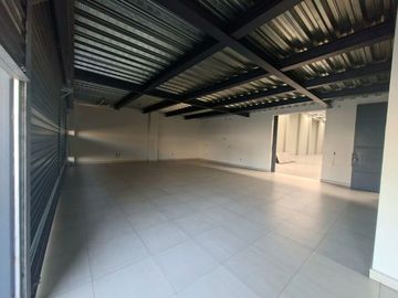 NAVE INDUSTRIAL NUEVA EN RENTA SOBRE MALECÓN DEL RÍO EN LEÓN GTO - CON LOCAL COMERCIAL