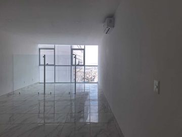 OFICINA EN RENTA/VENTA | MOMENTUM CENTRO SUR | 812