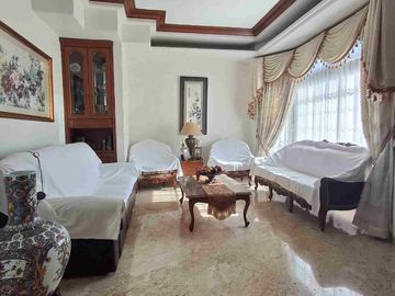 Dijual rumah di jalan Camar Bintaro Sektor 3
