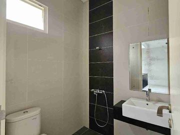 Dijual Cepat Rumah Cantik di Cluster Mozart Symphonia, Gading Serpong