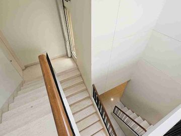 Dijual Cepat Rumah Cantik di Cluster Mozart Symphonia, Gading Serpong
