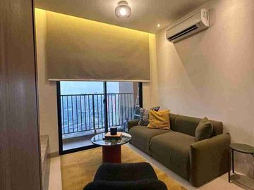 Jual Cepat Apartemen Newton 2 lantai tinggi best view