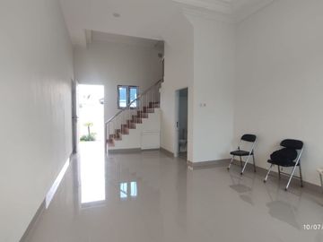DIJUAL TOWNHOUSE EKSKLUSIF MODERN SEKIP PALEMBANG