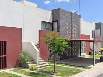 Casa en Venta en Rinconada Mediterraneo, El Pueblito, Querétaro Adjudicada JP2