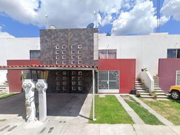 Casa en Venta en Rinconada Mediterraneo, El Pueblito, Querétaro Adjudicada JP2