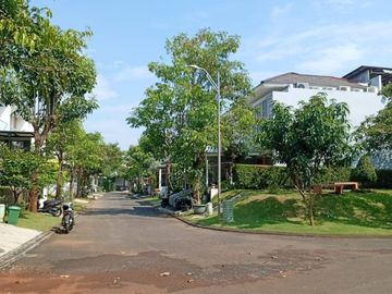 Dijual Rumah Baru, Area Ivy Park BSB Mijen, Dekat Danau dan Pusat BSB