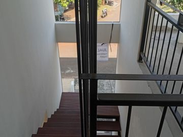 Dijual Rumah Baru, Area Ivy Park BSB Mijen, Dekat Danau dan Pusat BSB