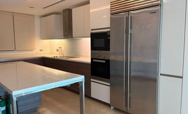 Luxury 304 sqm Condominium for Lease at Two Roxas Triangle, Makati