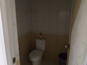 Ss.2101 - Murah !! Dijual Rumah Kost-Kost'an Aktif 6x17 Hadap Selatan Jalan 2 Mobil Pas di Kelapa Kopyor