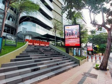 FREE PPN 0%. Sewa kantor office fully furnish [199m] PRAXIS Genteng dekat siloam tunjungan